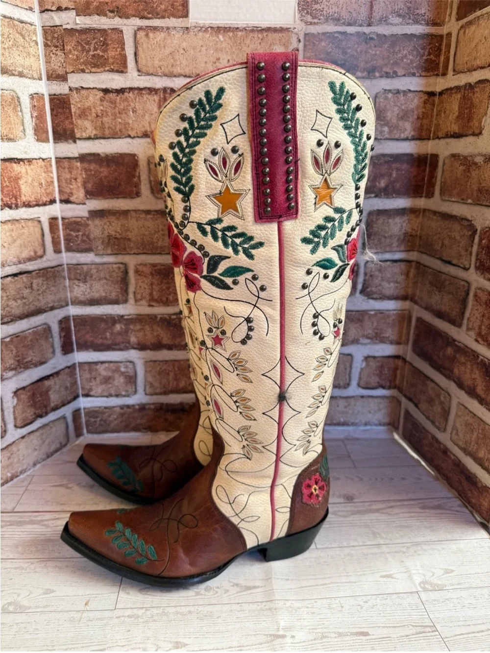 Old Gringo Embroidered Floral Tall Western Boots - Cream & Brown